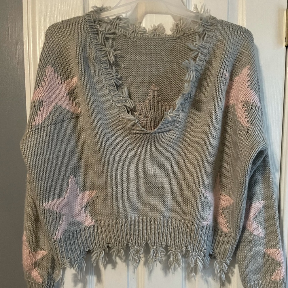 Super cute sweater